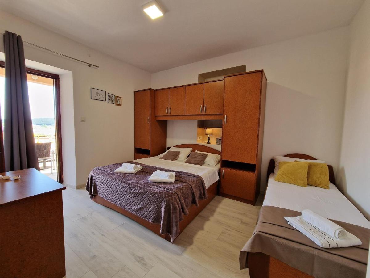 Apartments By The Sea Kampor, Rab - 5037 Exteriér fotografie